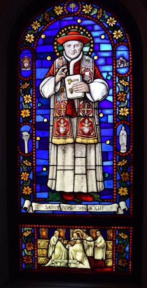 교황 성 요한 23세_photo by Fr Gaurav Shroff_in the Chapel of Pope St John Paul II in Mundelein_Illinois USA.jpg